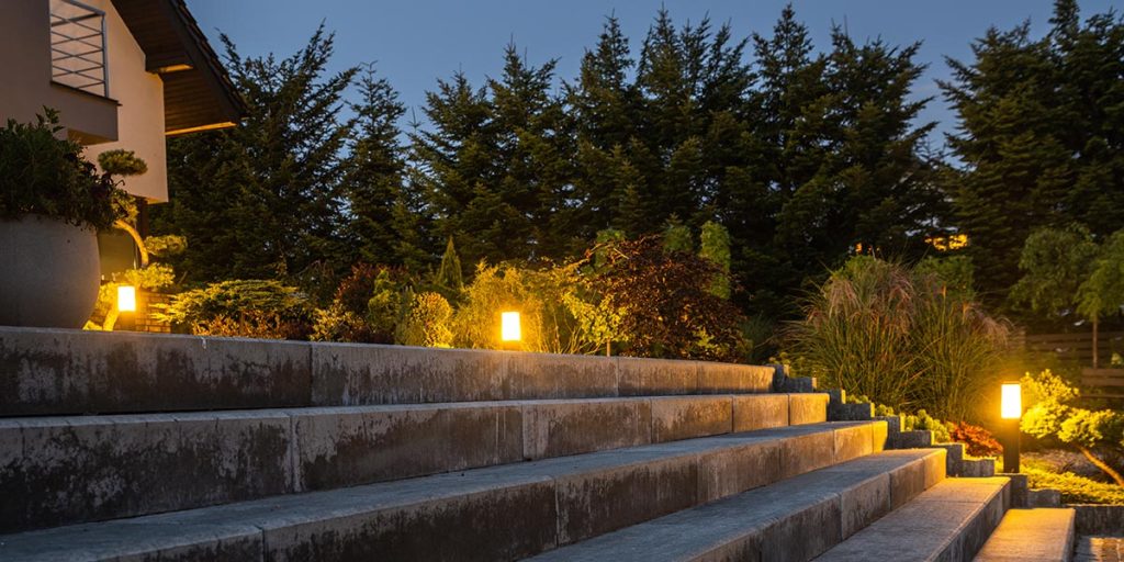low voltage landscape lighting​